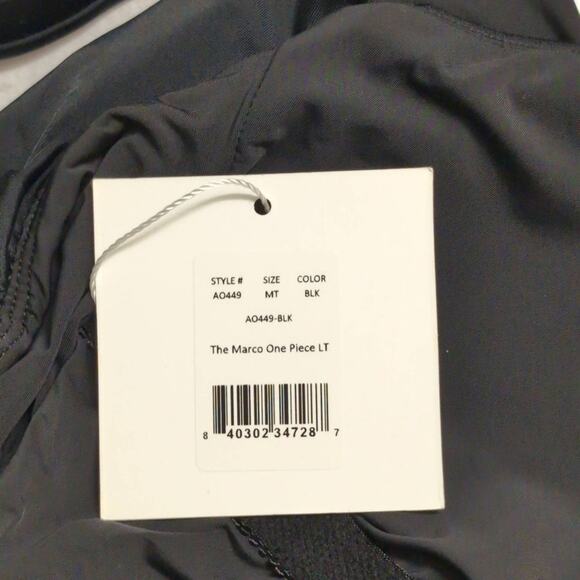 NWT Mindy X Andie Marco Black V-Neck Adjustable Straps One Piece Swimsuit MT - Picture 9 of 9